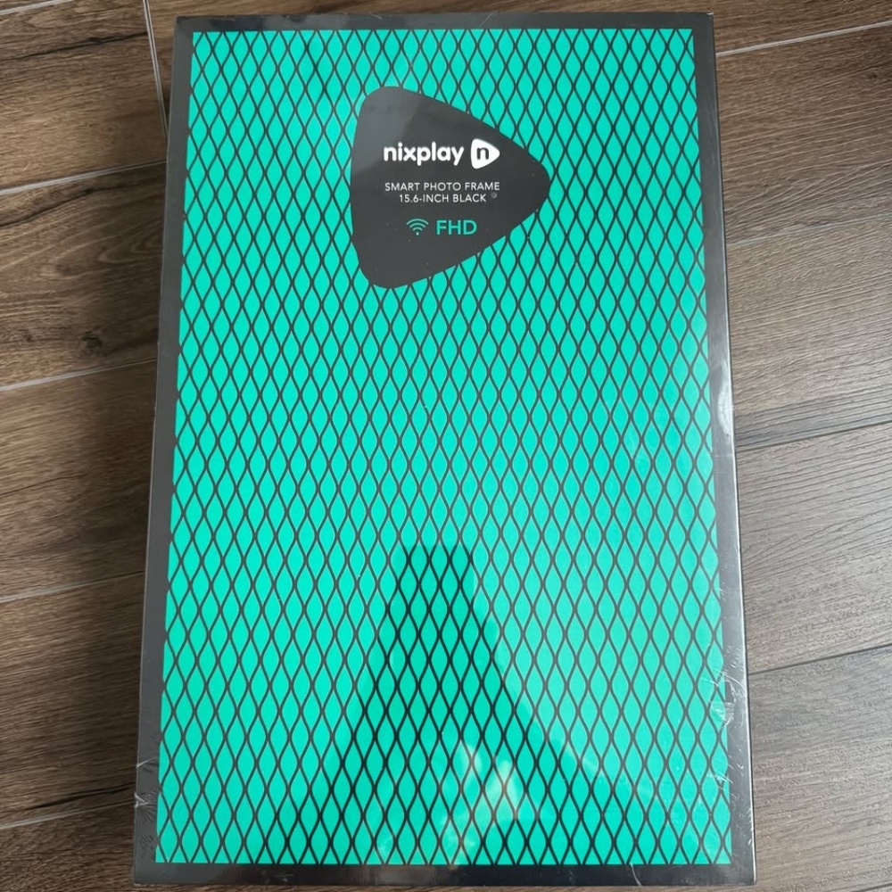 Nixplay Digital Smart Photo Frame 15.6-inch black